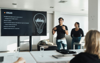Man expressing an idea